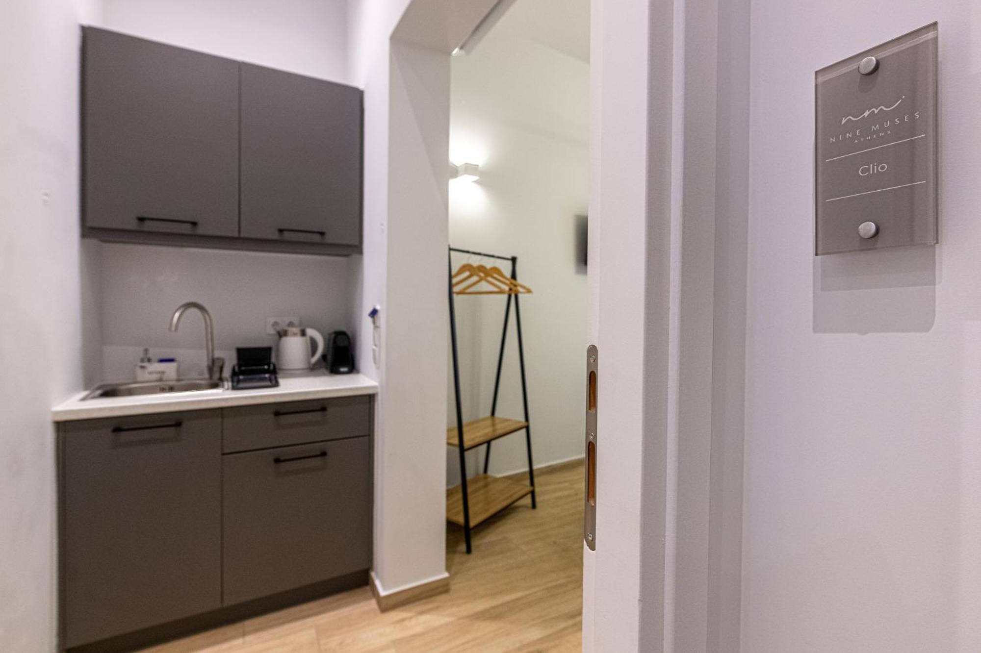 Phaedrus Living: The Nine Muses Clio Apartment Atena Exterior foto